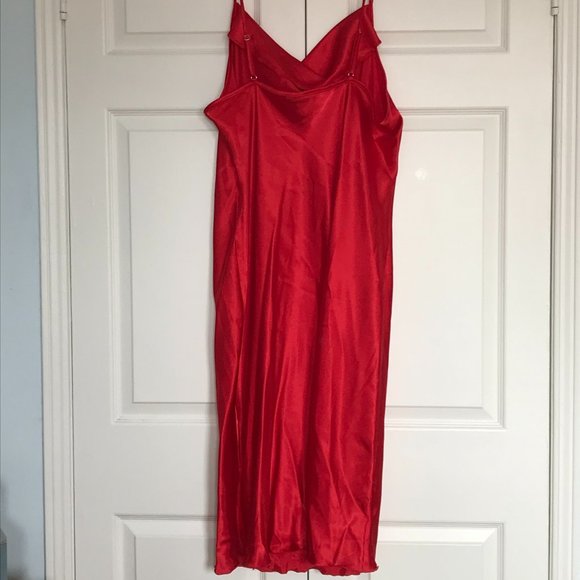 ✨HOST PICK ✨🇺🇸 Bebe Satin Midi Slip Dress (NWT) - Picture 5 of 14